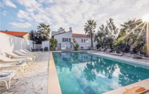 Awesome Home In Baixas